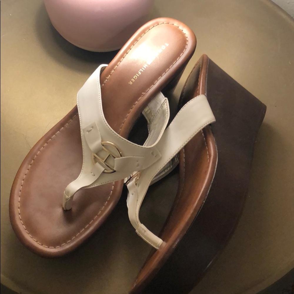 Tommy Hilfiger wedges, brown and white, sz 8